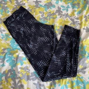 Grey Abstract Athletic Leggings